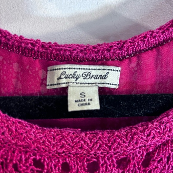 LUCKY BRAND Sz S Top Crochet Sheer Side Panels Crew Neck Longer Line Tank Top - Picture 3 of 8